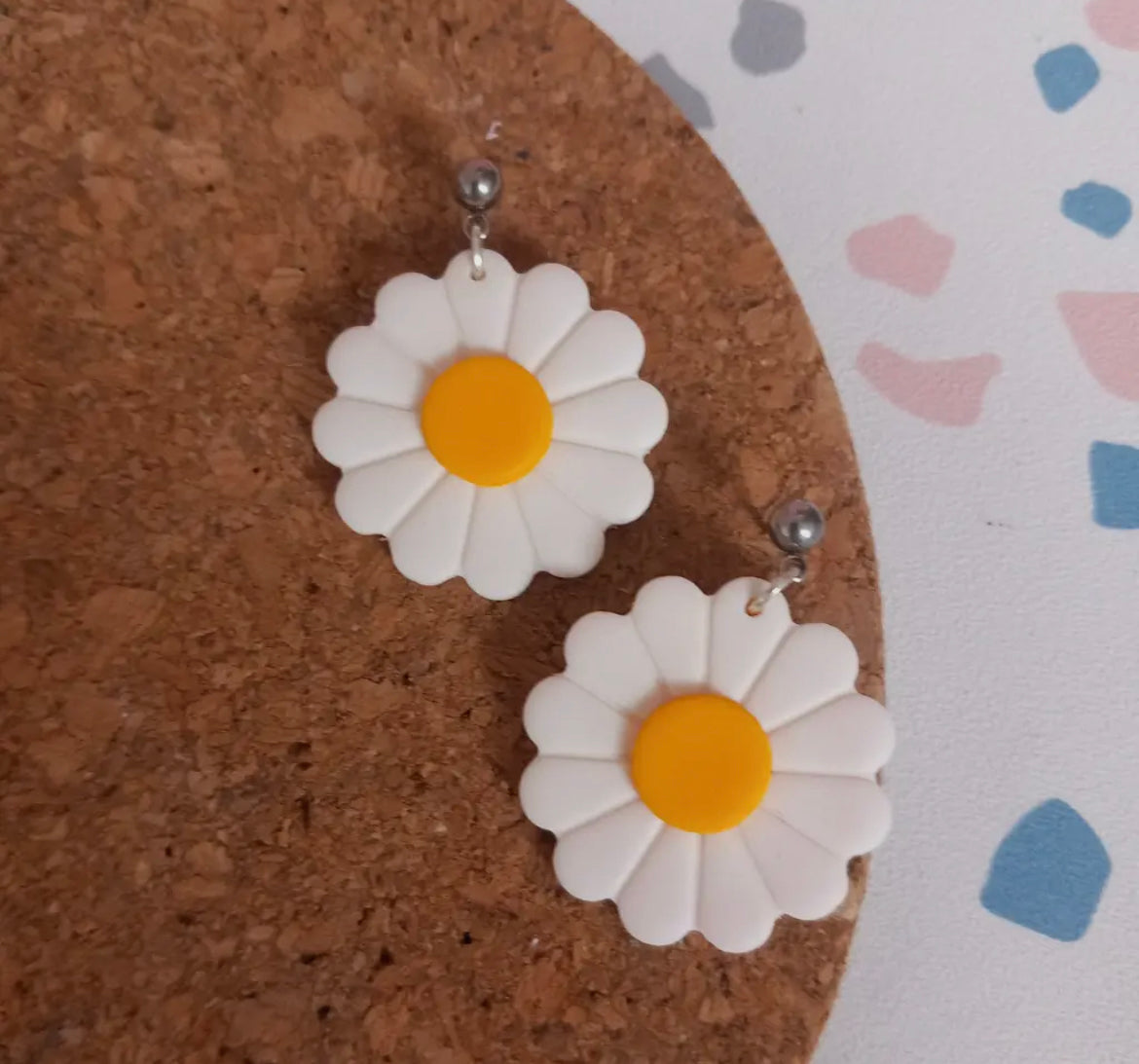 Daisy Dangle Earrings