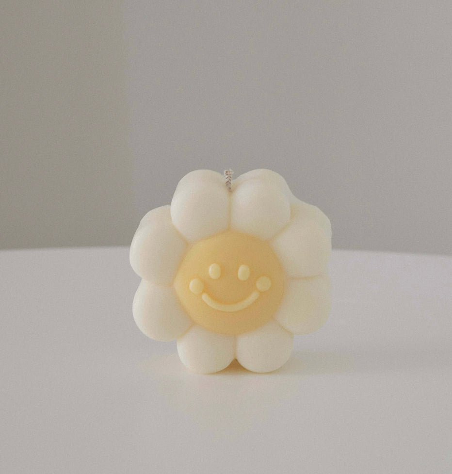 Smiley Flower Candle