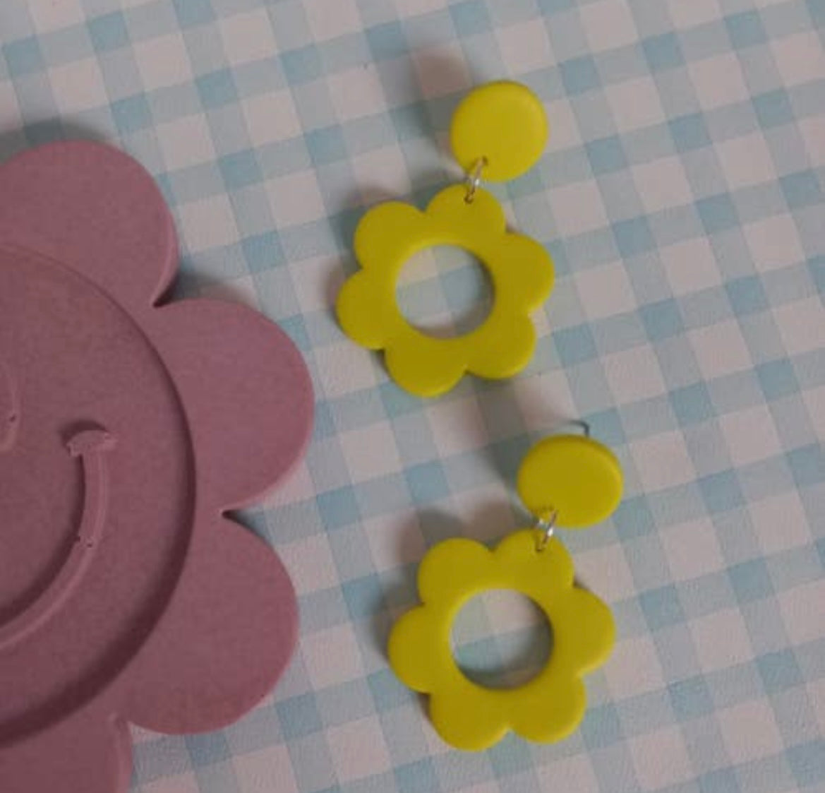 Cut Out Daisy Earrings